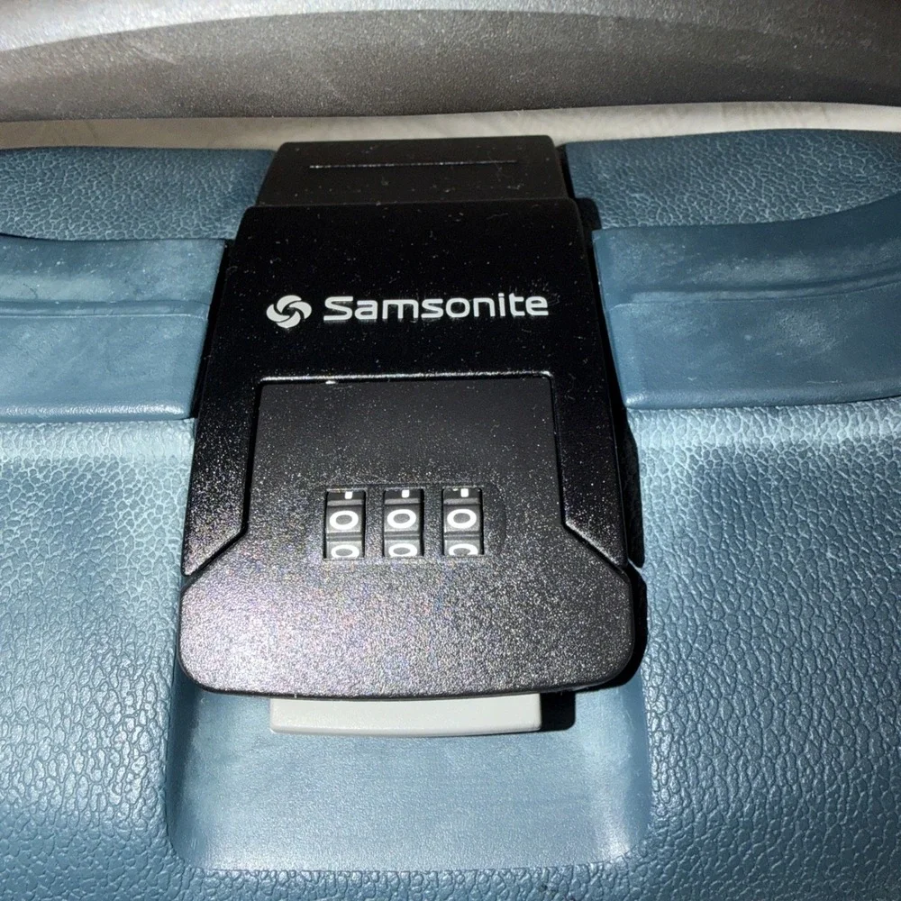 VTG Samsonite Epsilon Train Beauty Travel Case Teal Hard Shell Combination Lock